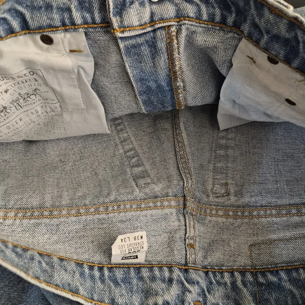 VTG Levi's 505 Regular Fit Straight Leg Red Tab Jeans 38x34 Light Wash USA '94